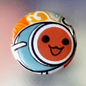 Badge Arcade - Taiko no Tatsujin (Don Chan bleu à tambour rouge)